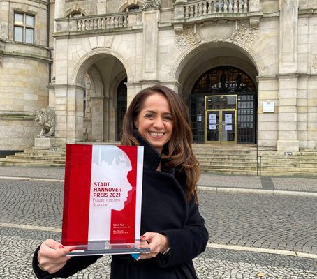 Dilek Ruf erhält Auszeichnung zur “Unternehmerin des Jahres” der Stadt Hannover